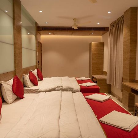 The Paradise Hotel - Luxury Stay กาญจีปุรัม ภายนอก รูปภาพ