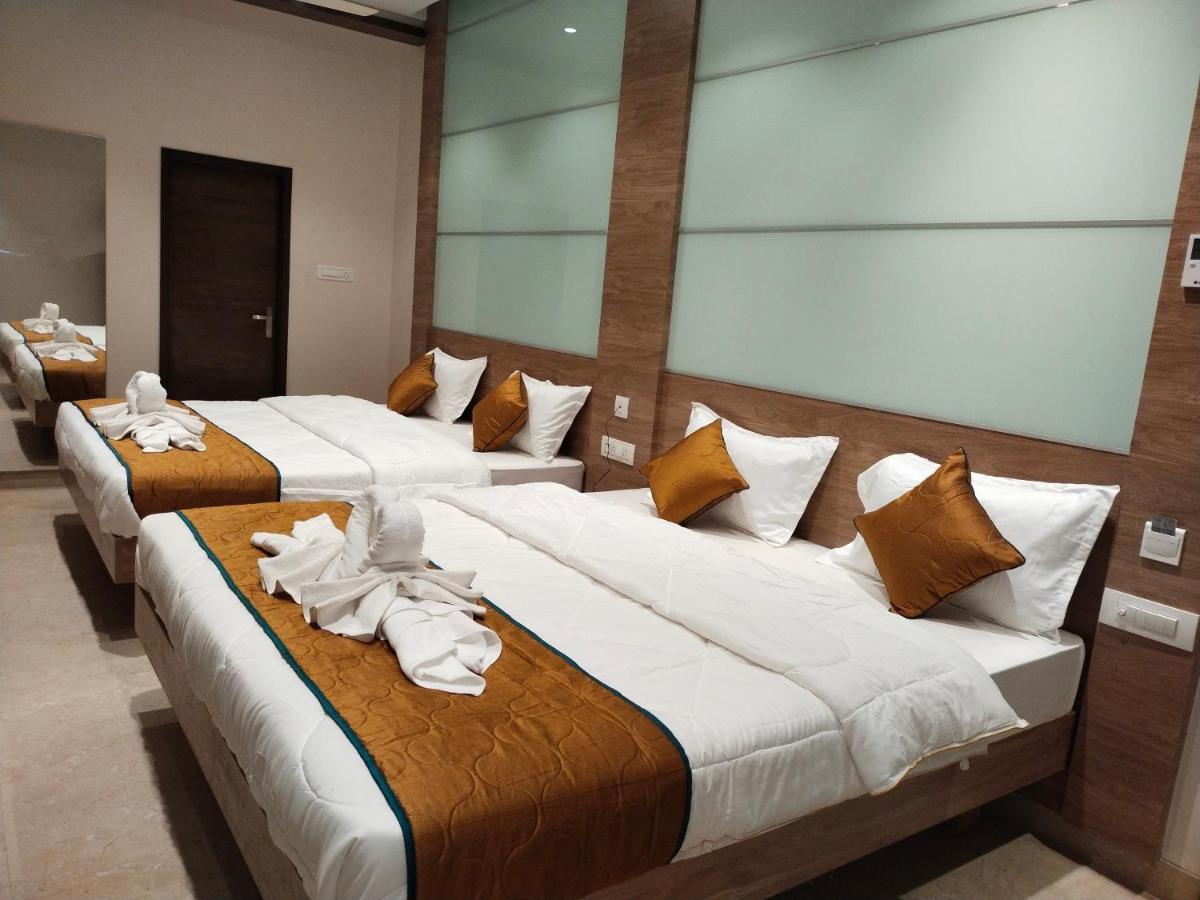 The Paradise Hotel - Luxury Stay กาญจีปุรัม ภายนอก รูปภาพ